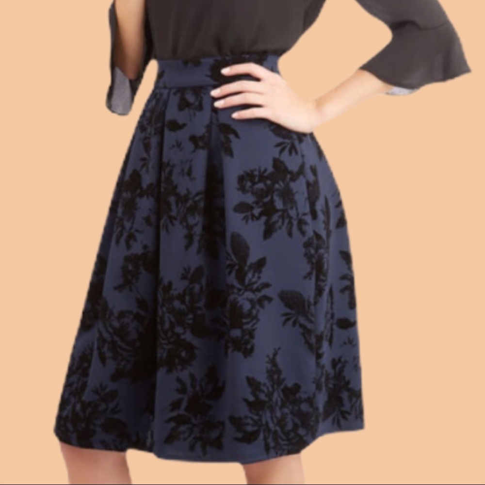ModCloth The Shadow Must Go On Skirt